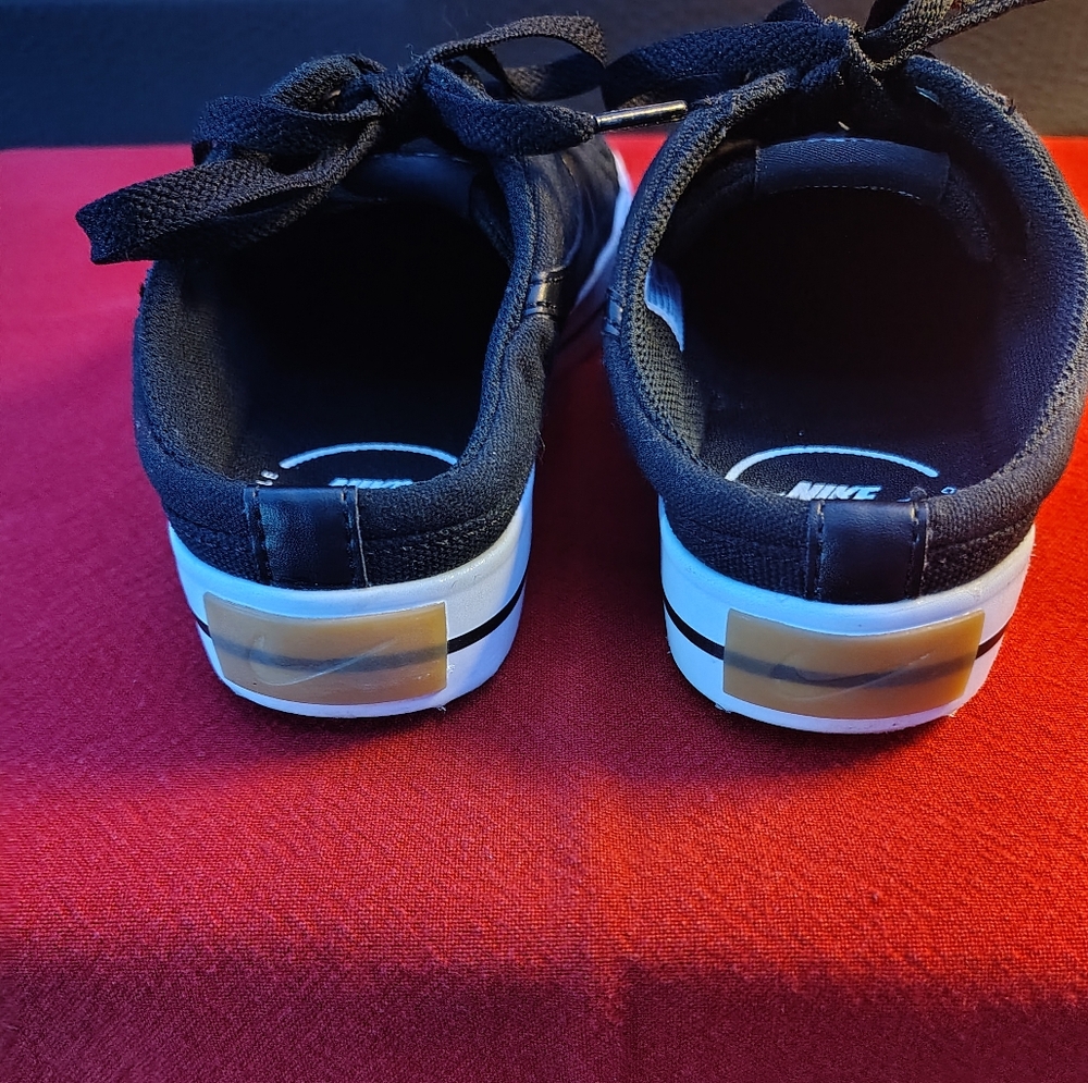 Nike Court slides - Picture 6 of 8